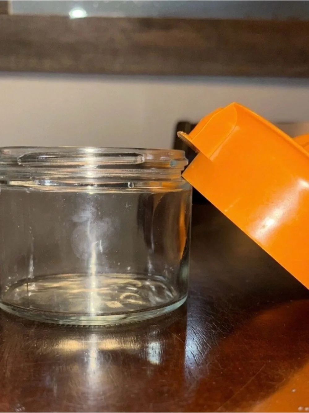 Clear Glass Juicer Orange lid for Oranges and lemons
